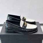 Ma Chain Leather Loafers In Black And White – Ri97