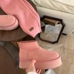 Classic Mini Dipper Legwarmer In Pink