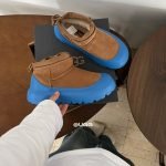 Classic Ultra Mini Weather Shoes In Brown And Blue