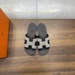 Izmir Sandals In Black And Grey – Hs142