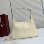 Jackie 1961 Medium Shoulder Bag Light Yellow Soft Grainy Leather