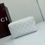 Medium Cosmetic Case With Gucci Plaque Ivory GG Canvas