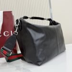 Brera Medium Crossbody Bag Black Soft Grainy Leather