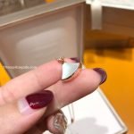 Divas’ Dream Rose Gold Pendant Necklace With Mother-Of-Pearl And Diamond