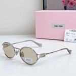Oval Frame Silver-Tone Sunglasses Smu52Ys – Sg202