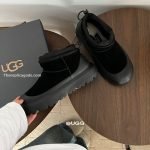 Classic Ultra Mini Weather Shoes In Black