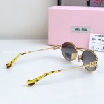 Oval Frame Gold-Tone Sunglasses Smu52Ys – Sg200