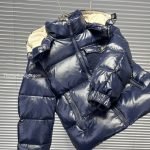 Moncler Enfant Yule Hooded Down Jacket In Blue