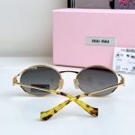 Oval Frame Gold-Tone Sunglasses Smu52Ys – Sg200