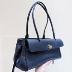 Urban Essentials Small Shopping Bag Black Grained Calfskin Leather