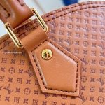 Alma MM Soft Bag Noisette Calfskin Leather M28517