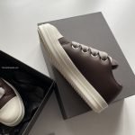 Jumbo Lace Padded Low Sneakers In Brown – Ro36
