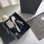 Jumbo Lace Padded Low Sneakers – Ro37