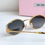 Oval Frame Gold-Tone Sunglasses Smu52Ys – Sg200