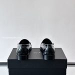 Ma Chain Leather Loafers In Black And White – Ri97