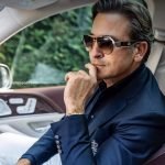 The King Iii Sunglasses In Gold – Sg275