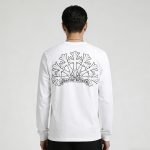 Classic Oval Printed Sweater In White – Sk777