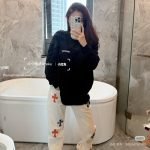 Floral Printed Sweater In Black – Sk786