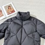 Vardar Puffer Jacket In Black