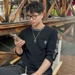Classic Oval Printed Sweater In Black – Sk778