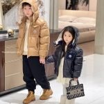 Moncler Enfant Yule Hooded Down Jacket In Beige