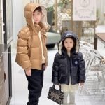 Moncler Enfant Yule Hooded Down Jacket In Black