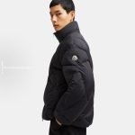 Vardar Puffer Jacket In Black
